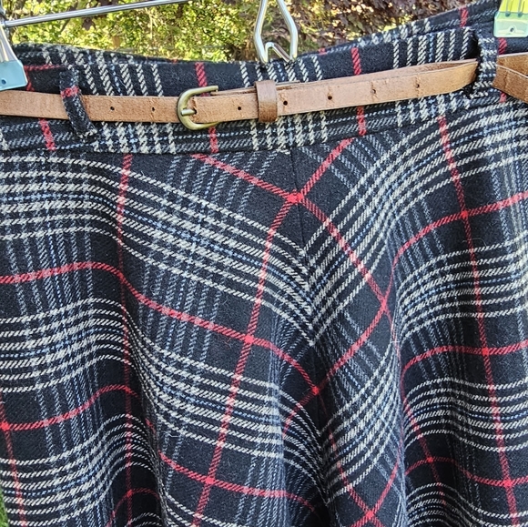 Vintage Plaid Midi Skirt - Picture 4 of 10